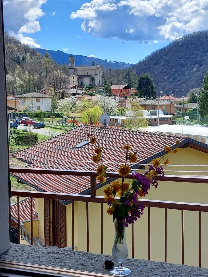 Casa Sassello - Appartamento Menta Dumenza Exterior foto